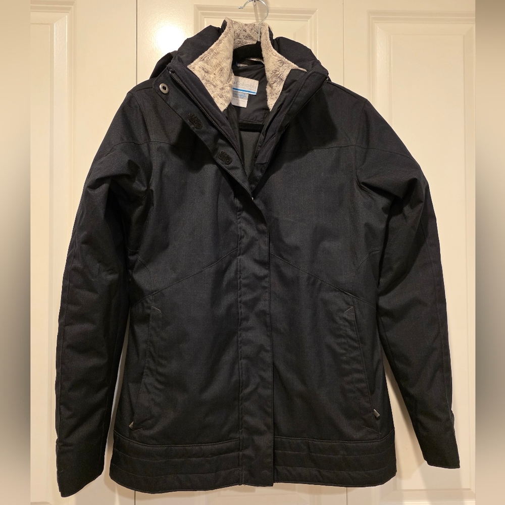 Columbia Women's Black Ski/ Snowboard Jacket